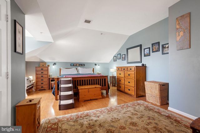 $899,000 | 610 North West Street, Unit 604, Alexandria, VA 22314