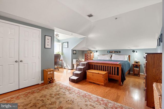 $899,000 | 610 North West Street, Unit 604, Alexandria, VA 22314