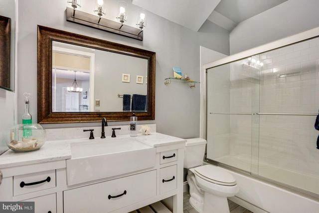 $899,000 | 610 North West Street, Unit 604, Alexandria, VA 22314