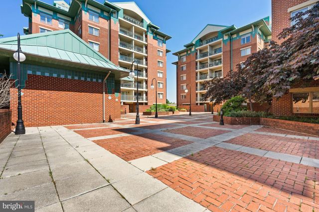 $899,000 | 610 North West Street, Unit 604, Alexandria, VA 22314
