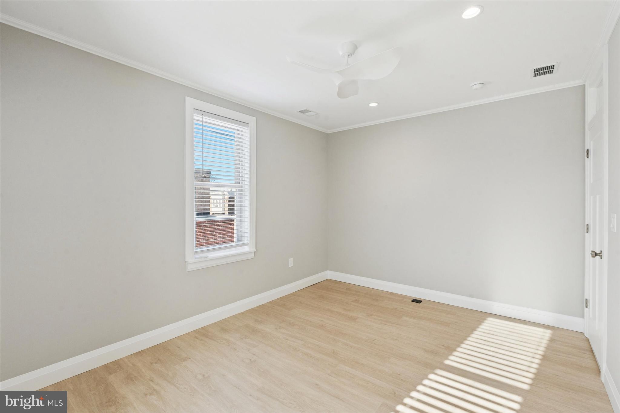 2704 Croydon Street Philadelphia, PA 19137 - Photo 15 of 25