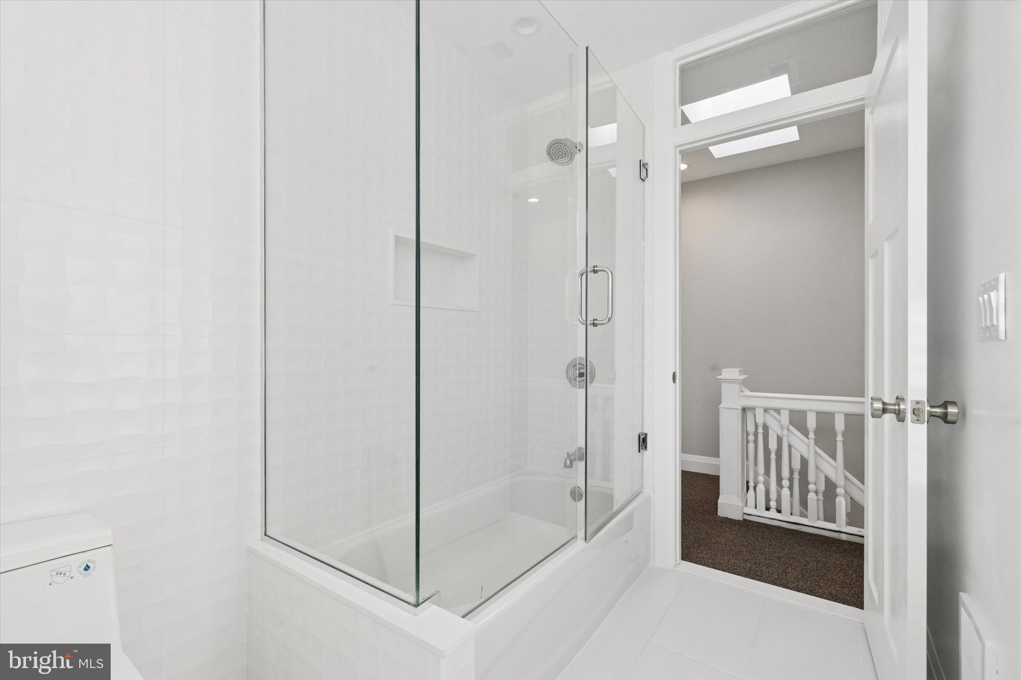 2704 Croydon Street Philadelphia, PA 19137 - Photo 16 of 25