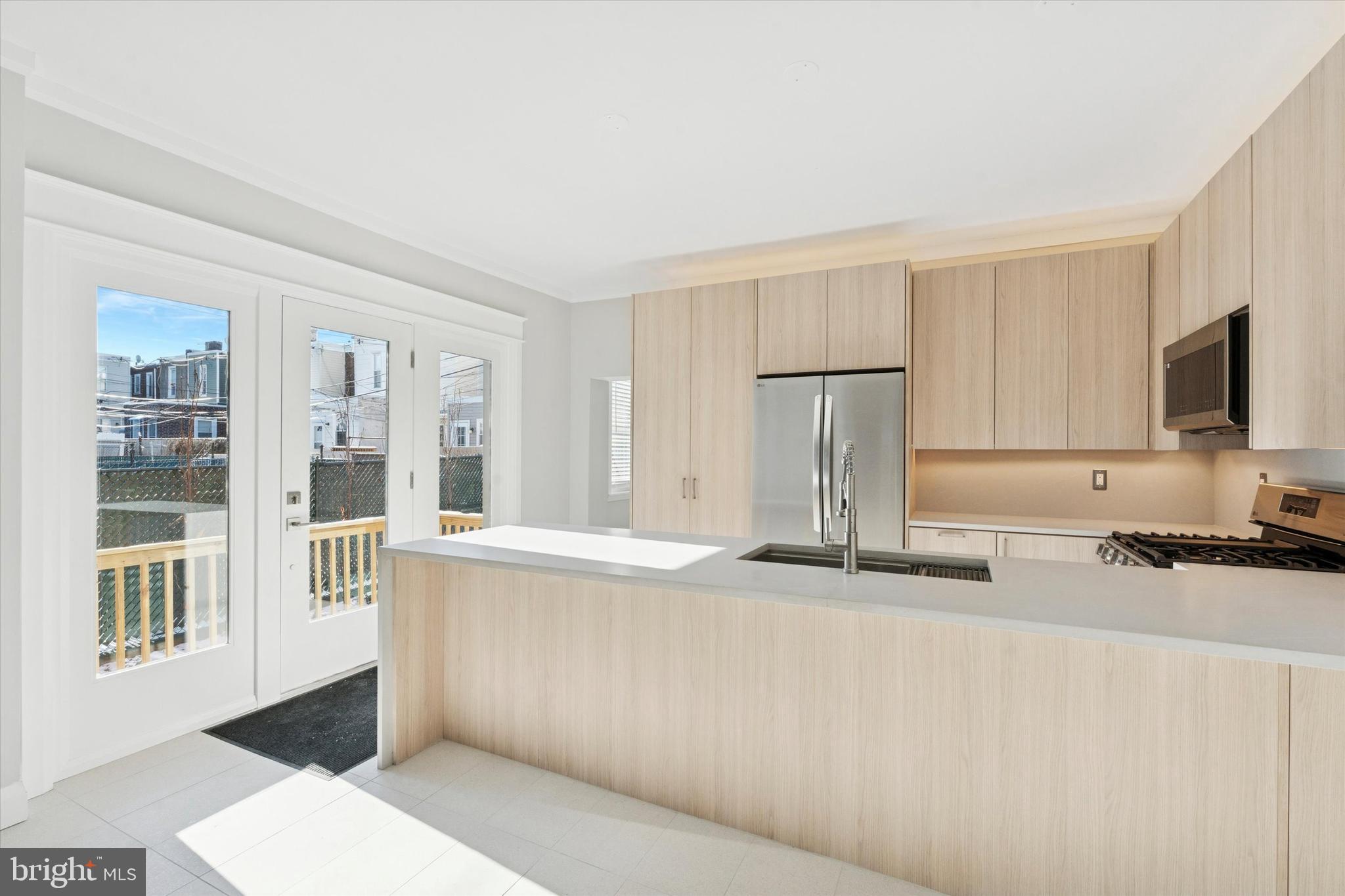 2704 Croydon Street Philadelphia, PA 19137 - Photo 8 of 25