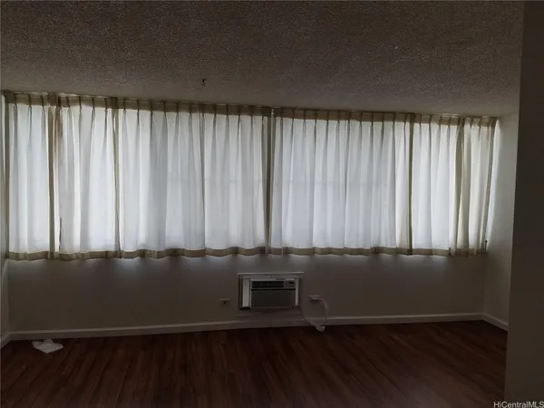 $1,650 | 1560 Kanunu Street, Unit 618, Honolulu, HI 96814