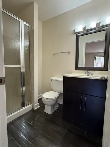 $273,900 | 924 Surrey Drive, Unit 1A, Schaumburg, IL 60193