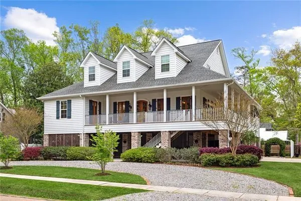 $1,190,000 | 301 West Beach Parkway, Mandeville, LA 70448