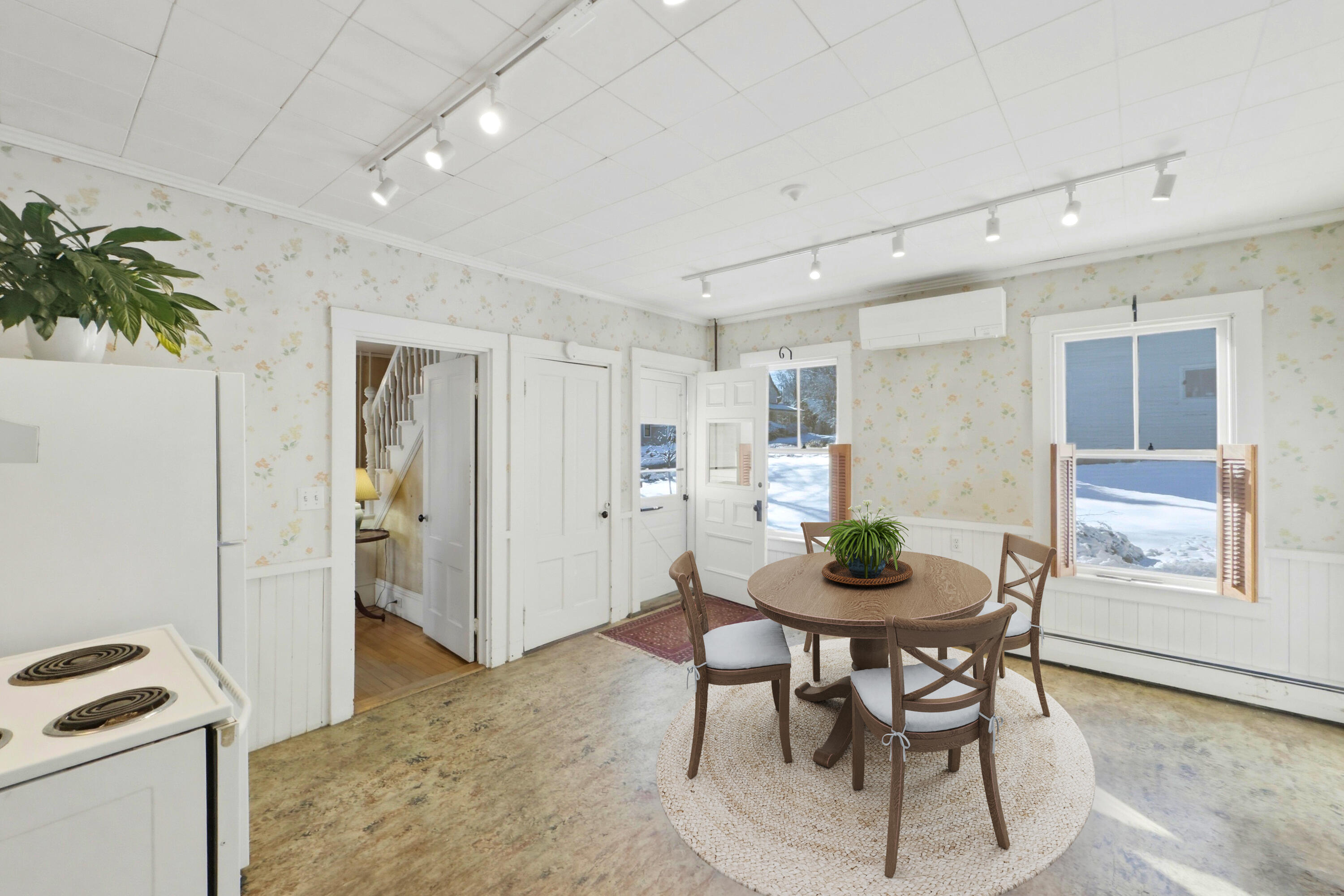 103 Chestnut Street Camden, ME 04843 - Photo 5 of 52 VIRTUALLY STAGED 103 Chestnut Street