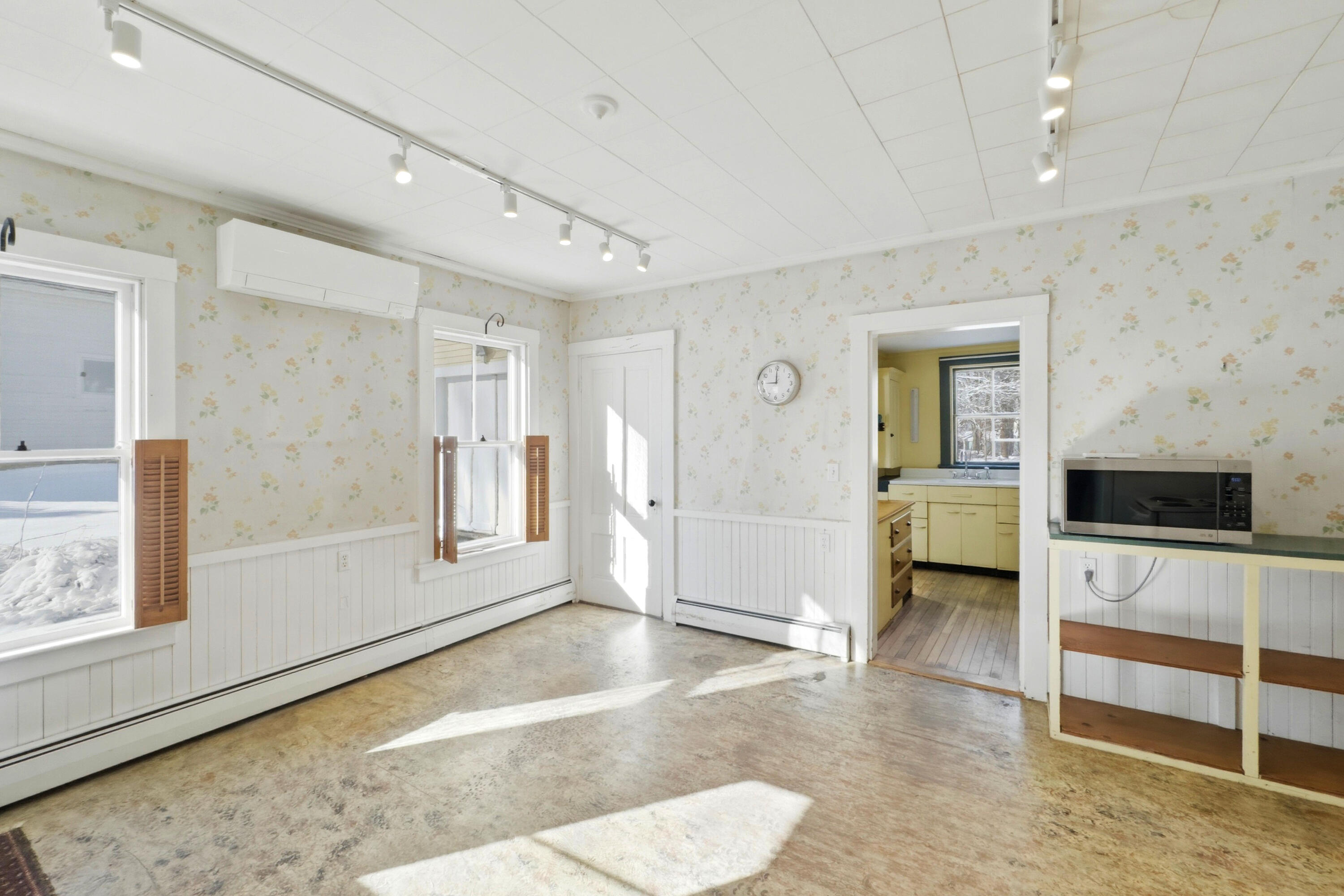 103 Chestnut Street Camden, ME 04843 - Photo 7 of 52 21- 103 Chestnut Street - Camden - JAC