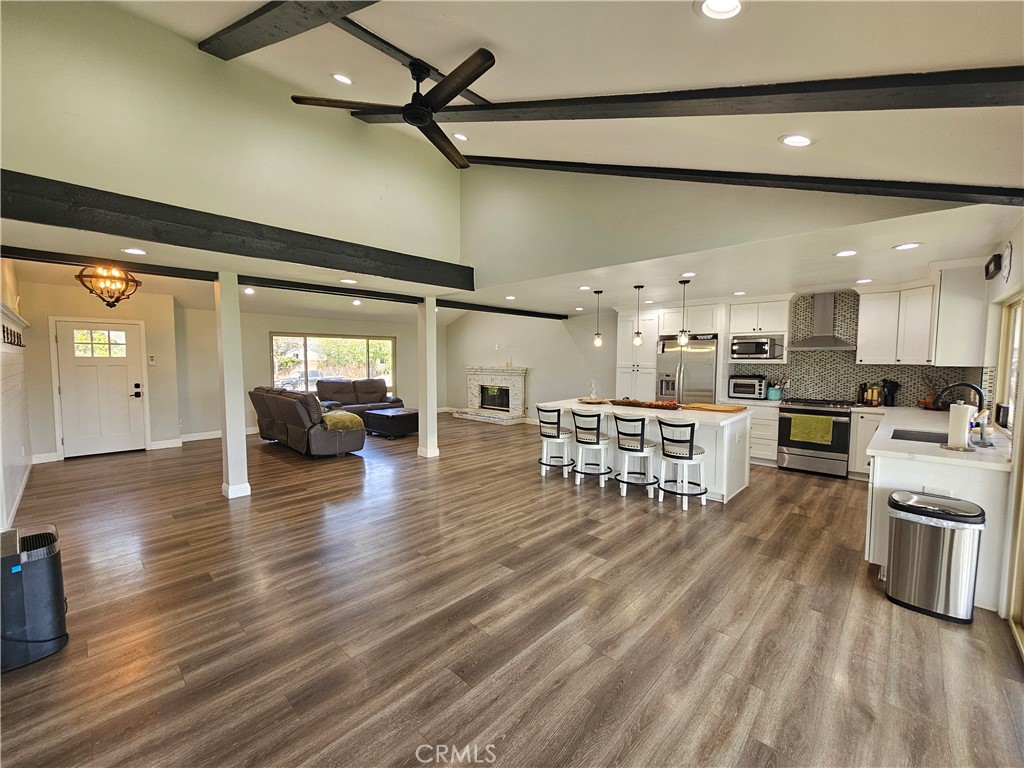 4722 Summit Avenue Simi Valley, CA 93063 - Photo 5 of 28