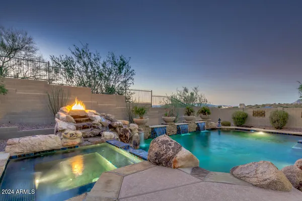 $4,000 | 3749 West Whitehawk Court, Phoenix, AZ 85086