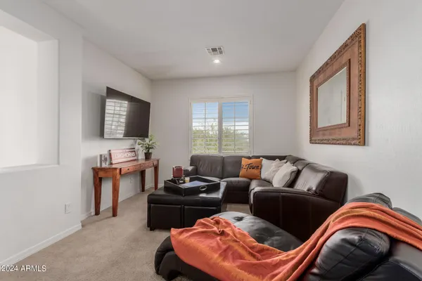 $4,000 | 3749 West Whitehawk Court, Phoenix, AZ 85086