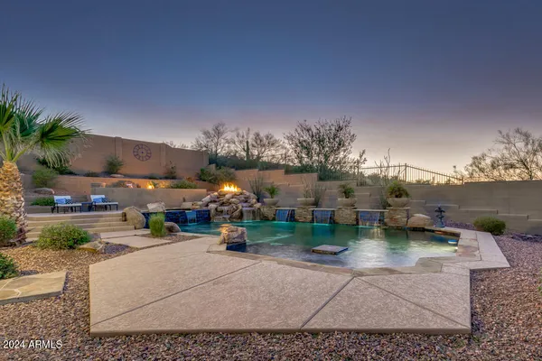 $4,000 | 3749 West Whitehawk Court, Phoenix, AZ 85086