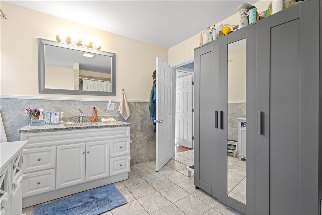 136 Windmill Street Pawtucket, RI 02860 - Photo 17 of 26