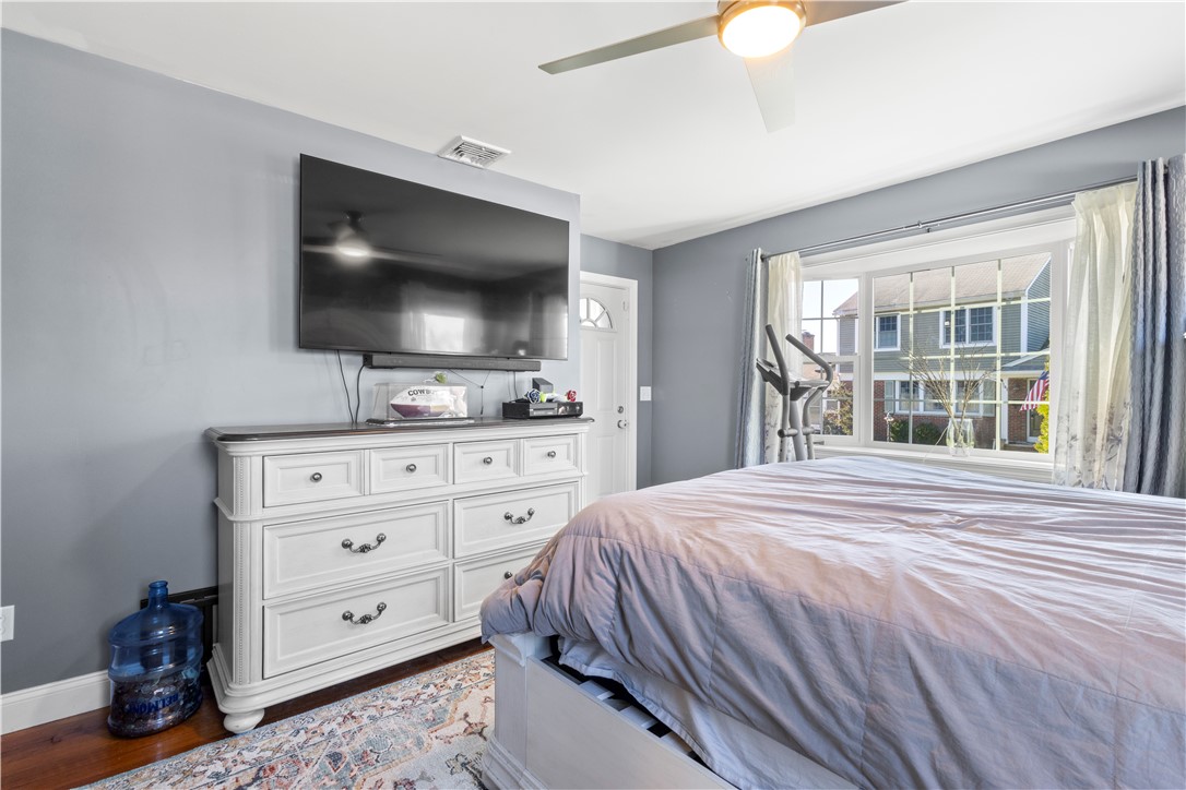 136 Windmill Street Pawtucket, RI 02860 - Photo 10 of 26