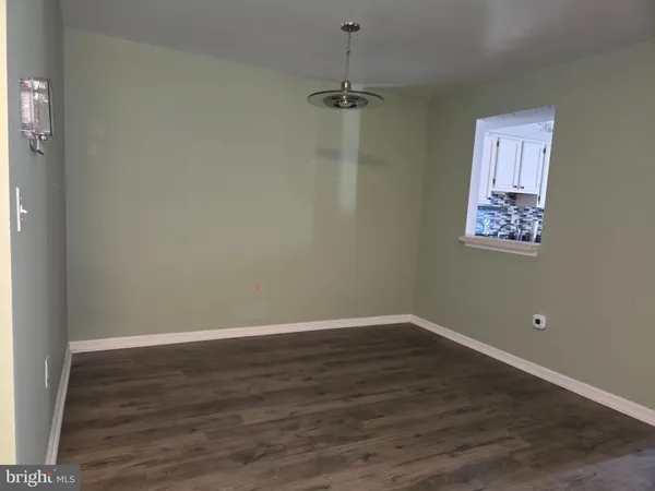 $2,400 | 2118 Cedar Barn Way, Windsor Mill, MD 21244