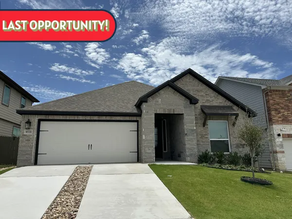 $414,900 | 9721 Eloquence Drive, Manor, TX 78653