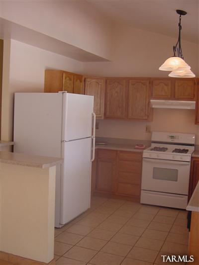 4554 South Chatam Ridge Tucson, AZ 85730 - Photo 7 of 17 Gallery Image 7