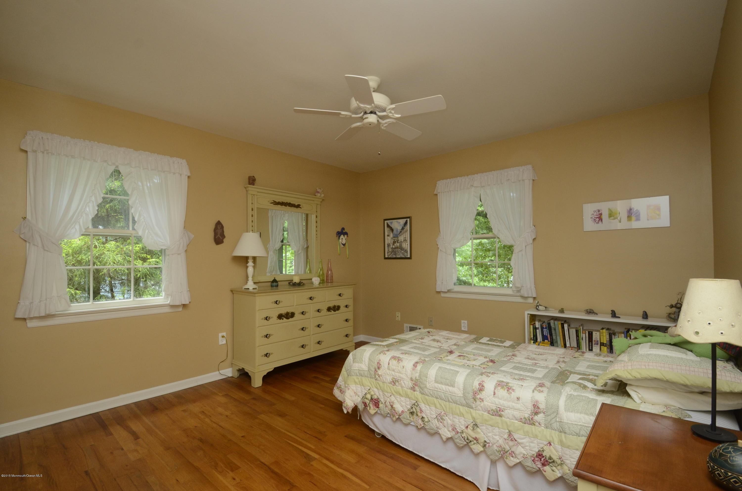 38 Wallace Road Middletown, NJ 07748 - Photo 24 of 33 _SPL9110