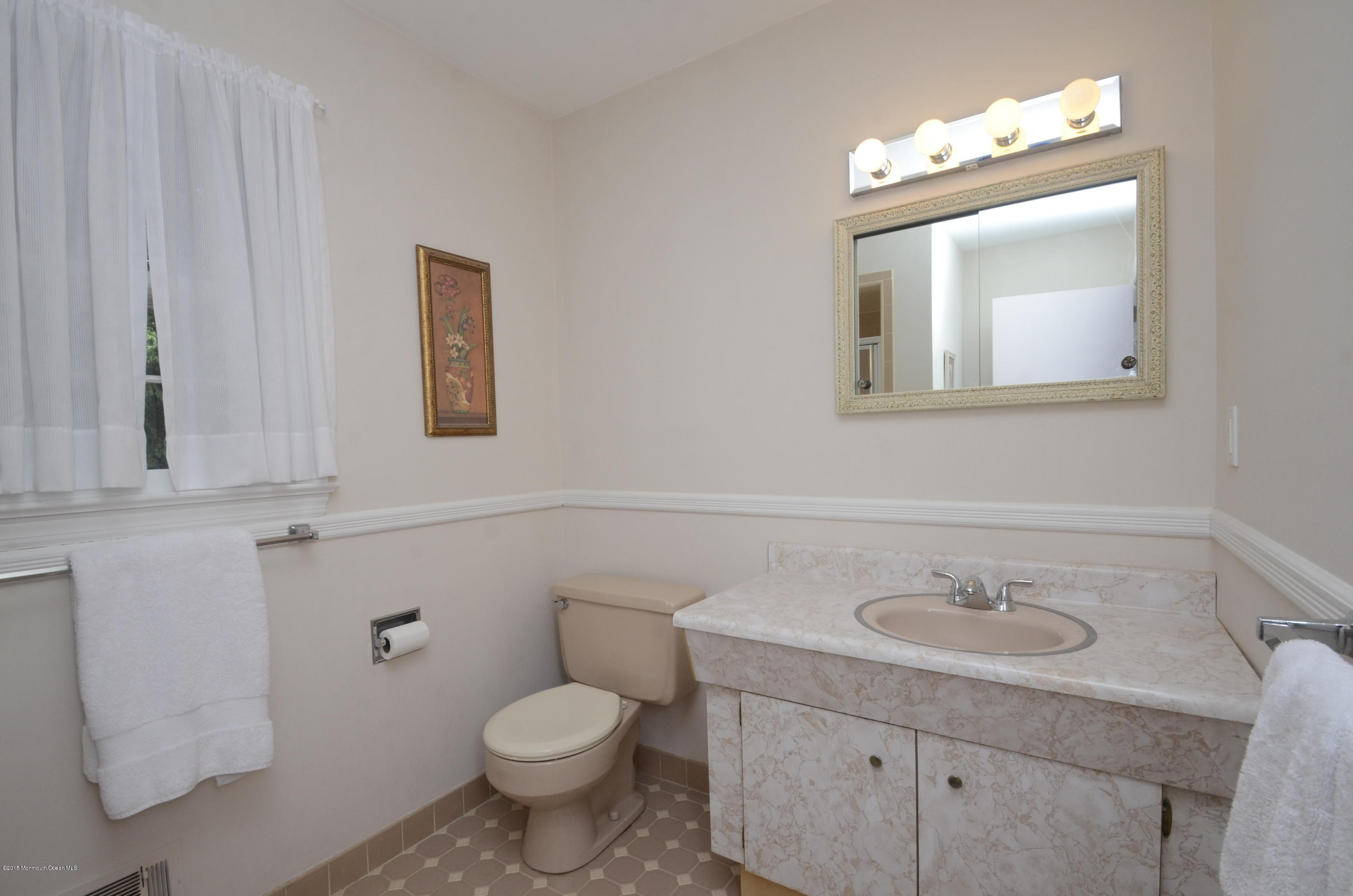 38 Wallace Road Middletown, NJ 07748 - Photo 27 of 33 _SPL9116