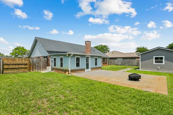 $2,800 | 470 Brian Circle, Mary Esther, FL 32569