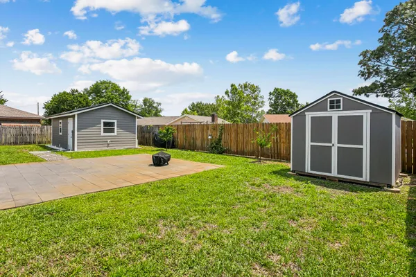 $2,800 | 470 Brian Circle, Mary Esther, FL 32569