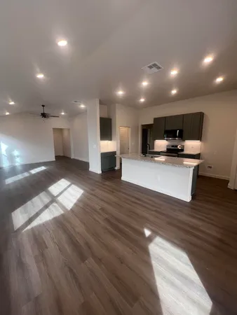 $2,050 | 3111 140th Street, Lubbock, TX 79423