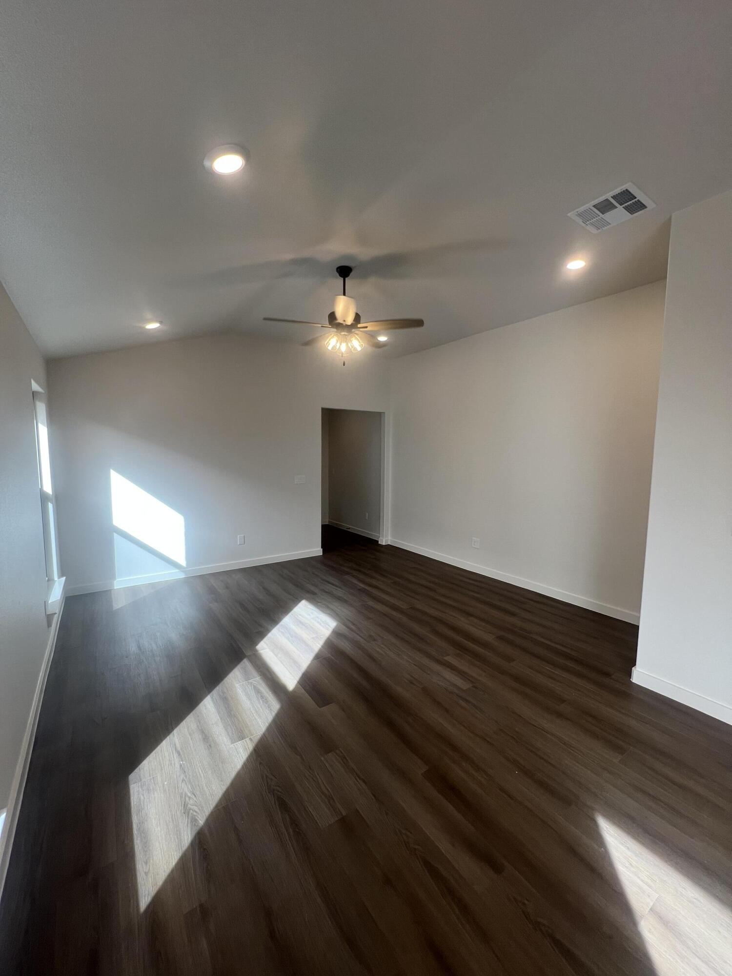 3111 140th Street Lubbock, TX 79423 - Photo 5 of 22 IMG_9021-1