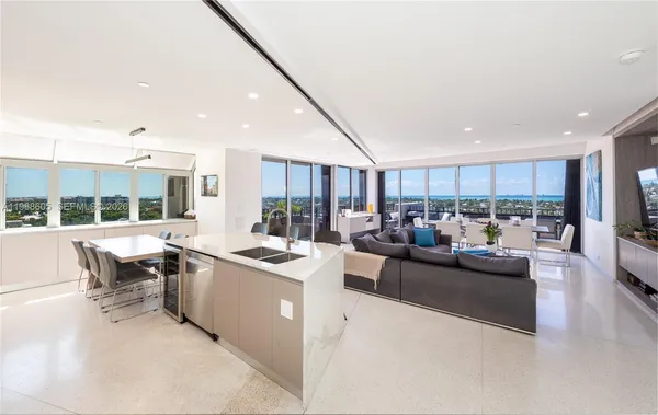$13,000 | 151 Crandon Boulevard, Unit 939, Key Biscayne, FL 33149