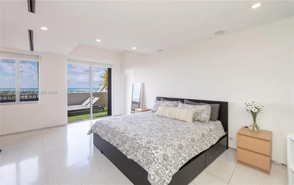$13,000 | 151 Crandon Boulevard, Unit 939, Key Biscayne, FL 33149
