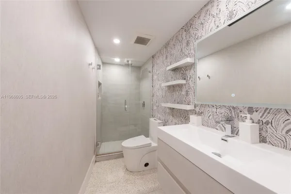 $13,000 | 151 Crandon Boulevard, Unit 939, Key Biscayne, FL 33149