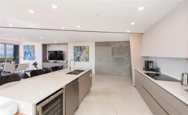 $13,000 | 151 Crandon Boulevard, Unit 939, Key Biscayne, FL 33149