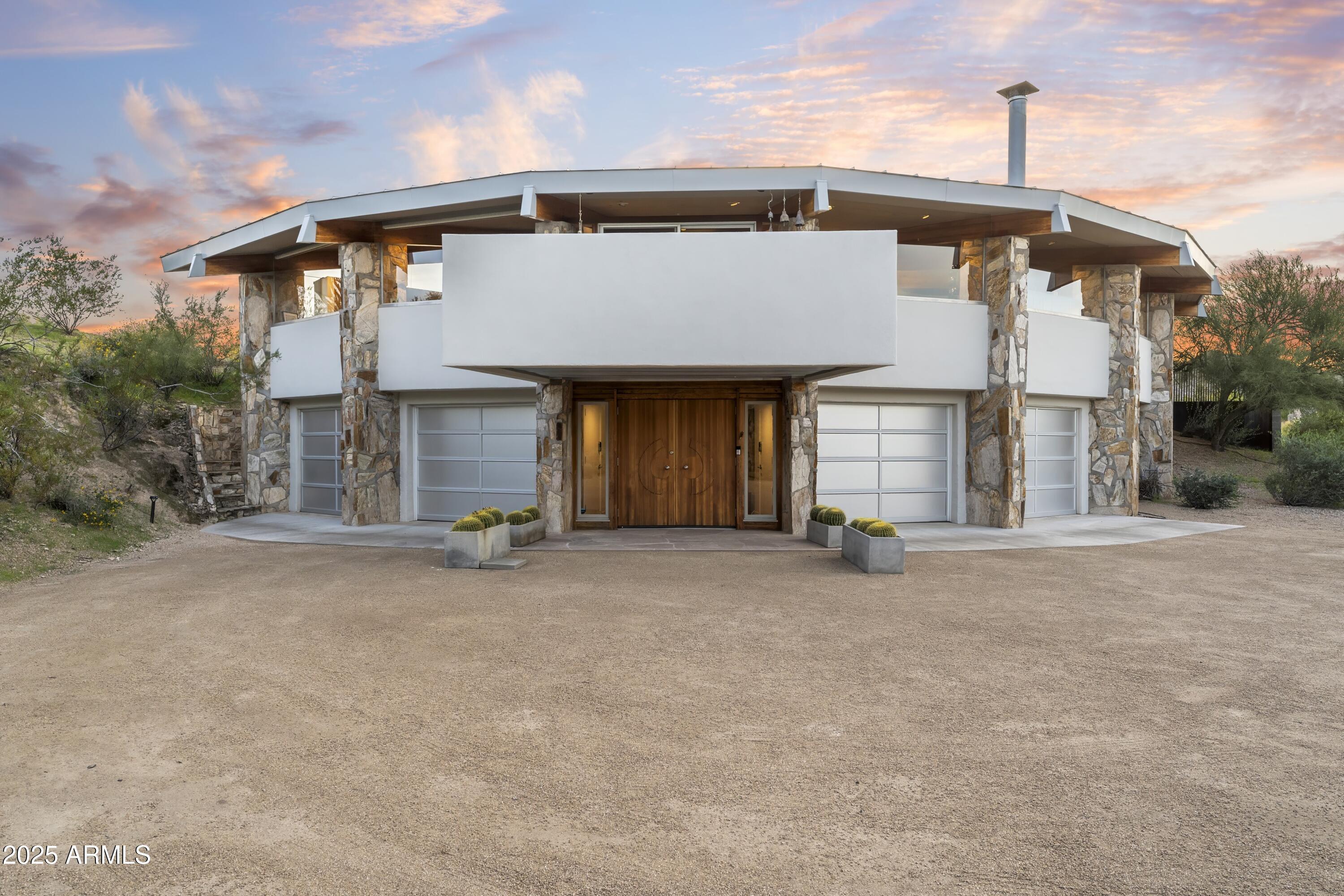 7915 East Primrose Path Carefree, AZ 85377 - Photo 5 of 46 Stone Pillar Construction