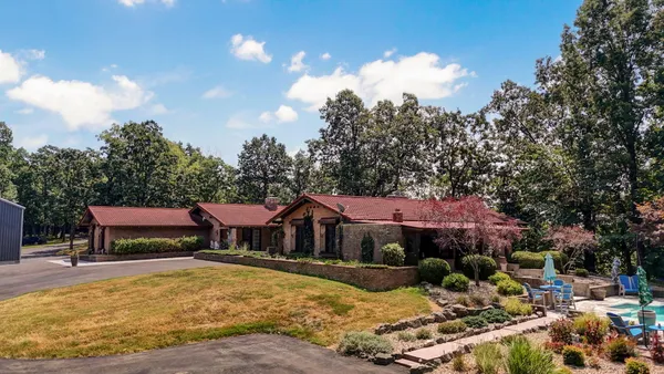 $899,750 | 11513 Lawrence 1163, Mount Vernon, MO 65712