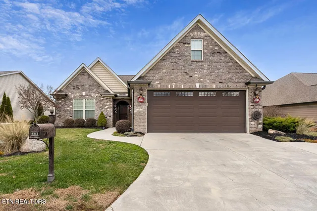 $540,295 | 2241 Boulder Crest Lane, Sevierville, TN 37876