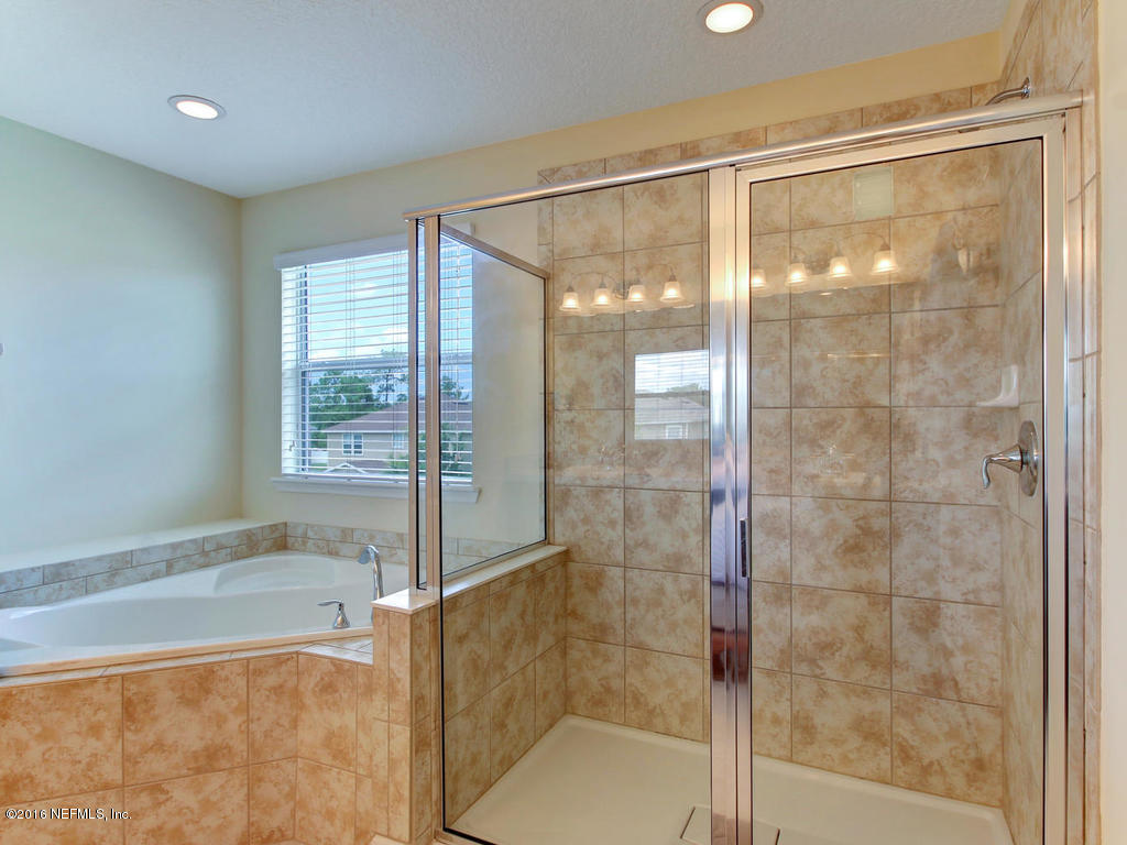 229 Amber Ridge Road Jacksonville, FL 32218 - Photo 16 of 45 229 Amber Ridge Rd-MLS_Size-029-3-Master
