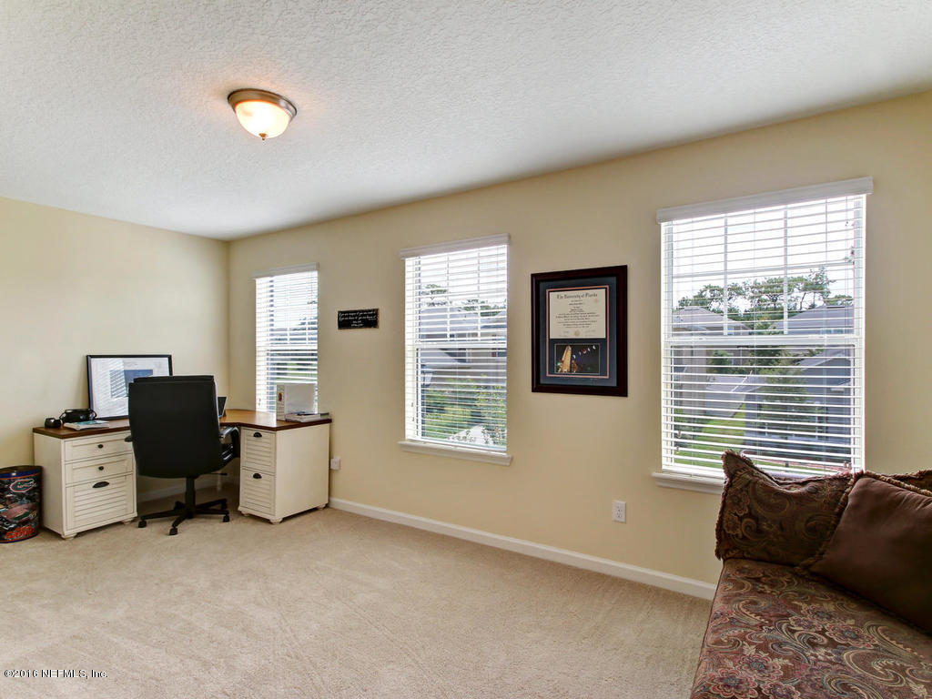 229 Amber Ridge Road Jacksonville, FL 32218 - Photo 20 of 45 229 Amber Ridge Rd-MLS_Size-034-10-Guest