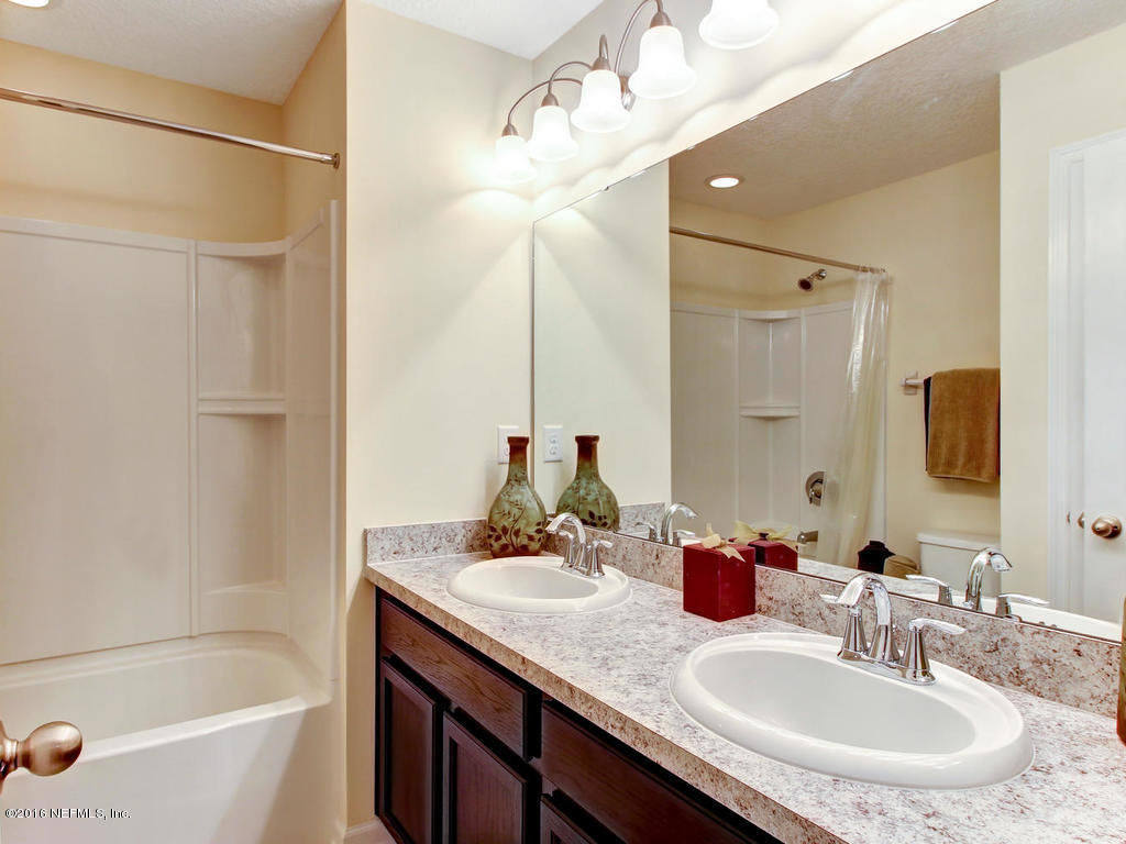 229 Amber Ridge Road Jacksonville, FL 32218 - Photo 22 of 45 229 Amber Ridge Rd-MLS_Size-036-12-Guest