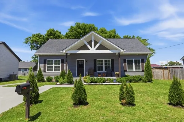 $310,000 | 208 West 15th Avenue, Springfield, TN 37172