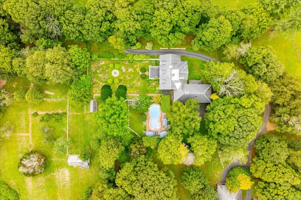 $2,500,000 | 357 Wrights Crossing Road, Pomfret, CT 06259