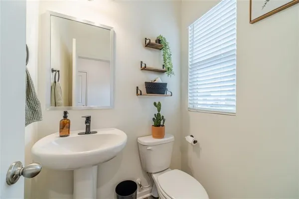 $2,250 | 222 Knightsbridge Lane, Winder, GA 30680