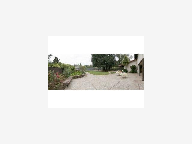 374 Covington Road Los Altos, CA 94024 - Photo 8 of 9 Gallery Image 8