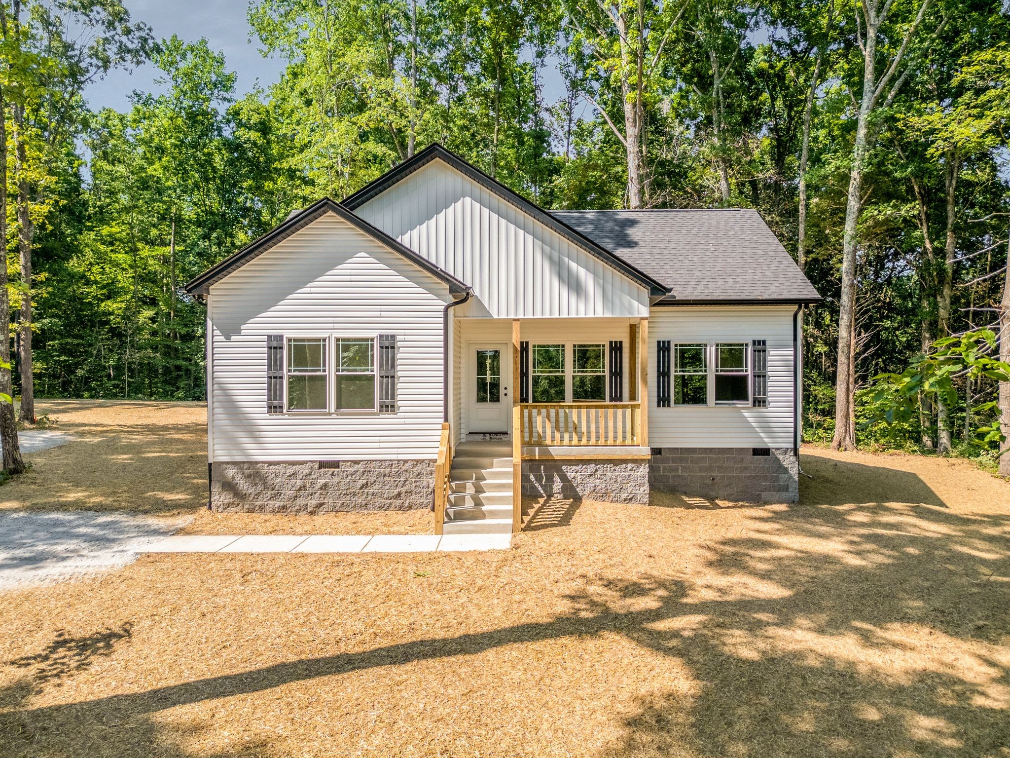 845 Lucas Road Dickson, TN 37055 - Photo 3 of 31 a house view with a outdoor space