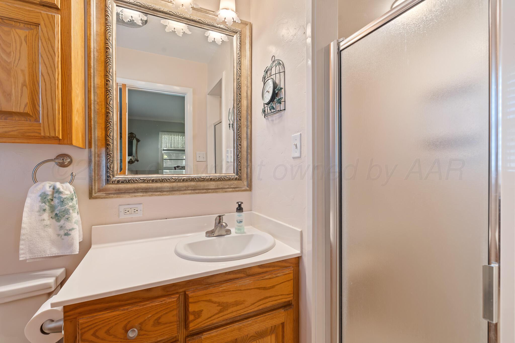 2306 Larry Street Amarillo, TX 79106 - Photo 24 of 37 primary bath