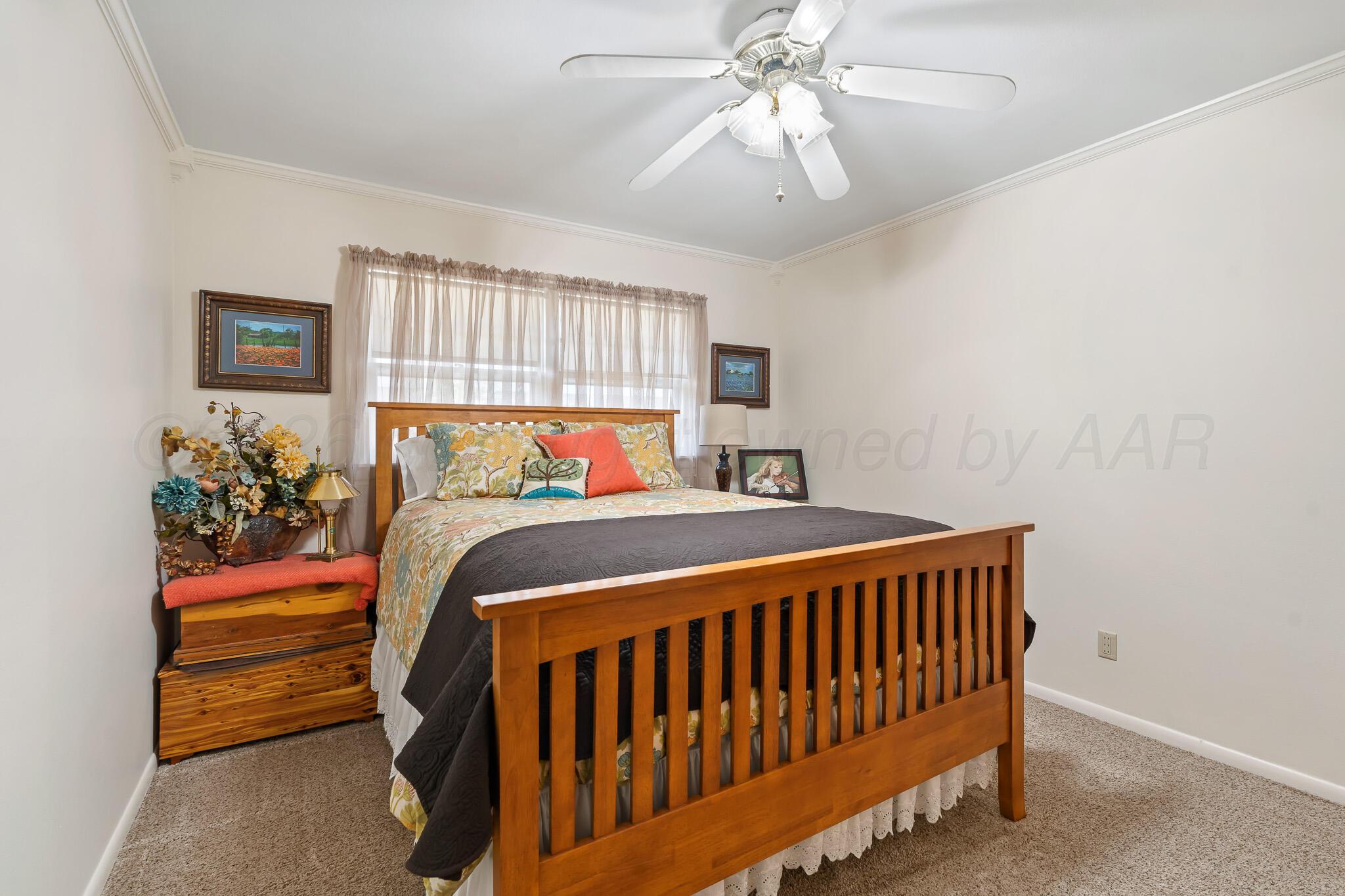 2306 Larry Street Amarillo, TX 79106 - Photo 25 of 37 2nd bedroom
