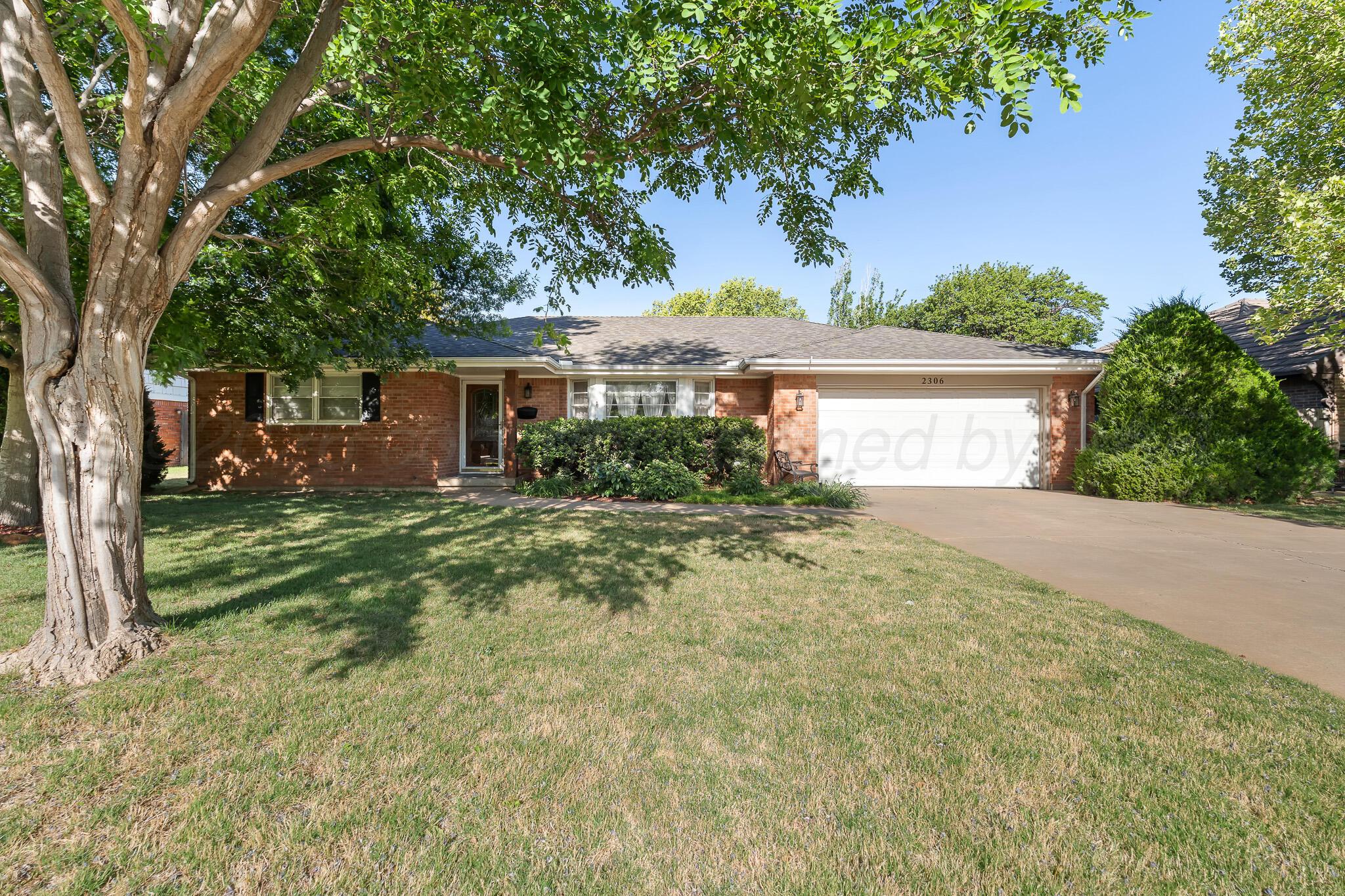 2306 Larry Street Amarillo, TX 79106 - Photo 3 of 37 2306 Larry -3