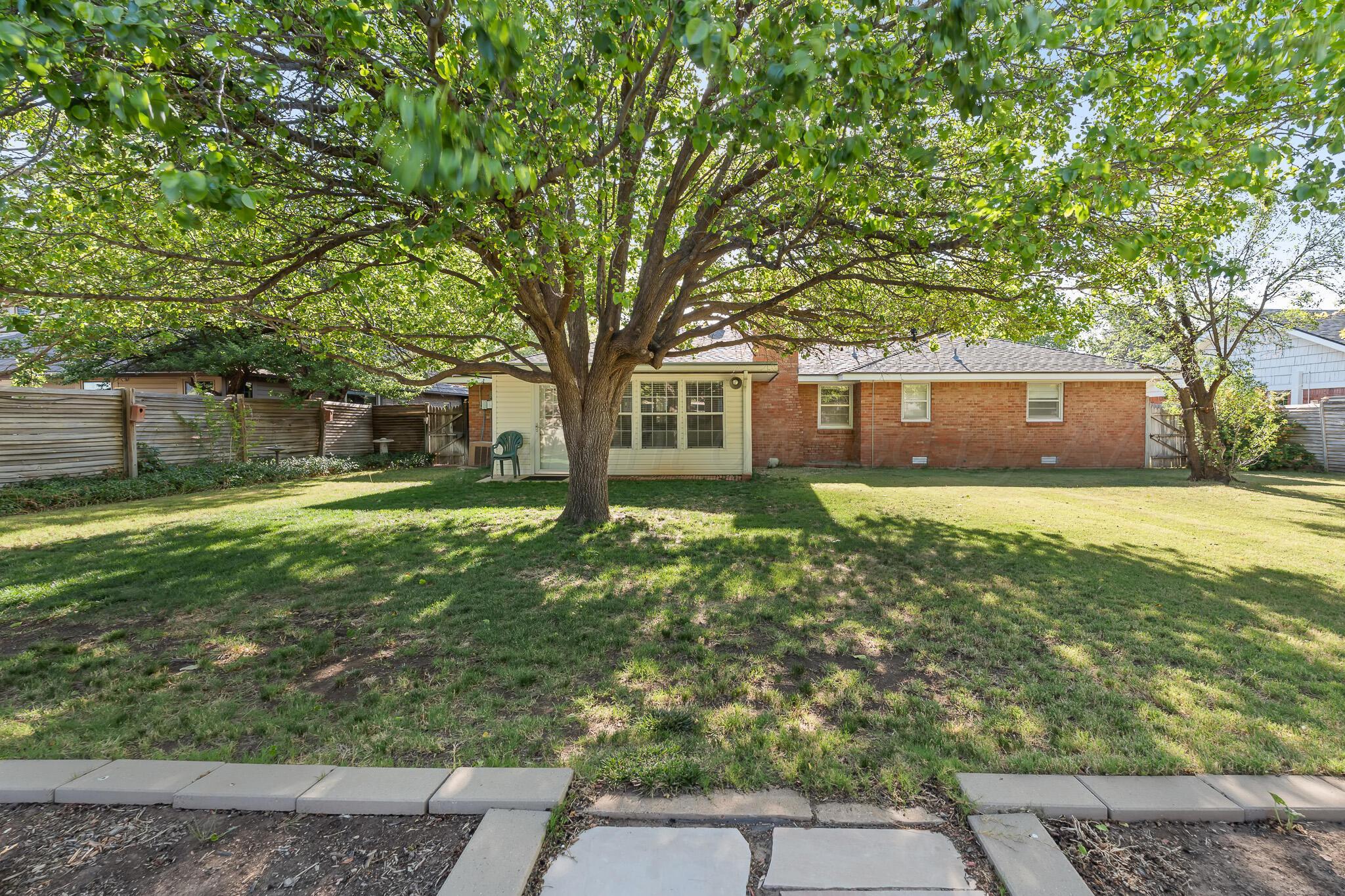 2306 Larry Street Amarillo, TX 79106 - Photo 35 of 37 backyard