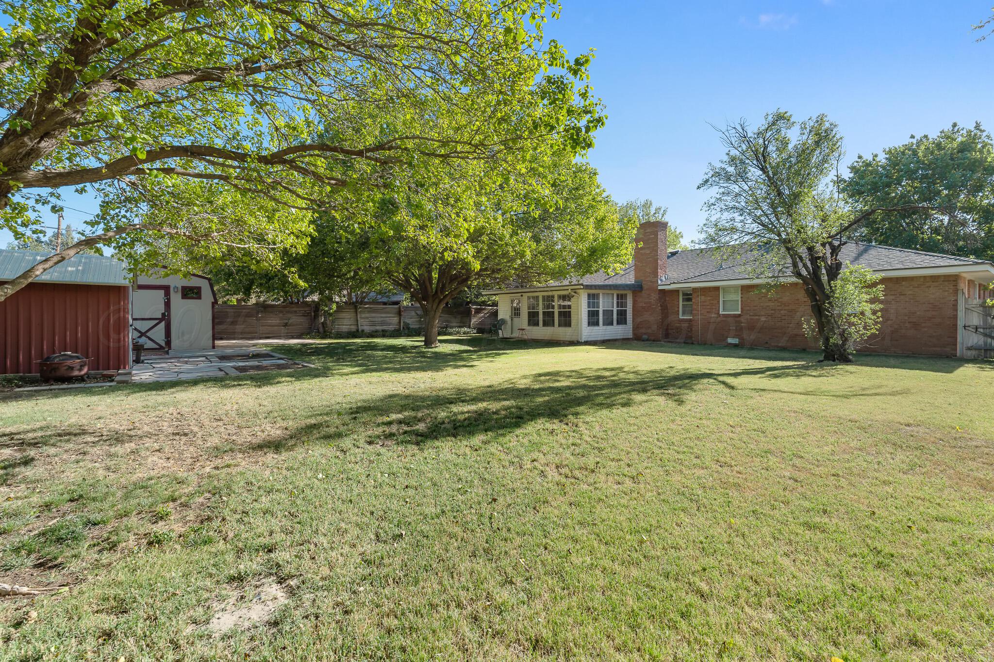 2306 Larry Street Amarillo, TX 79106 - Photo 36 of 37 backyard