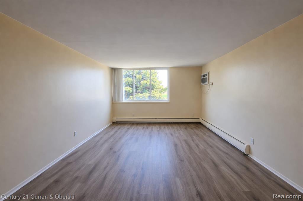 6015 Southfield Road, Unit 8 Detroit, MI 48228 - Photo 10 of 13