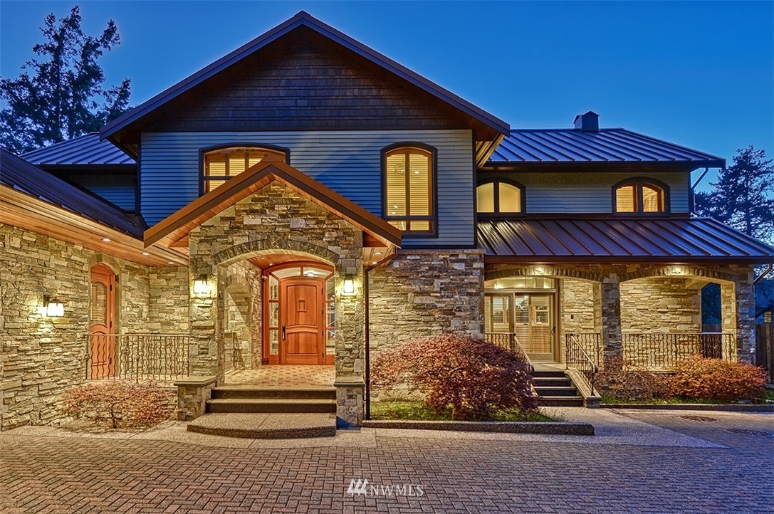 903 Chuckanut Shore Road Bellingham, WA 98229 - Photo 2 of 40
