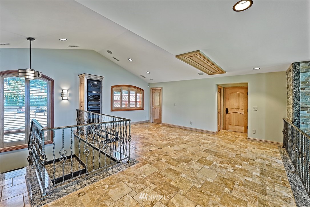 903 Chuckanut Shore Road Bellingham, WA 98229 - Photo 25 of 40